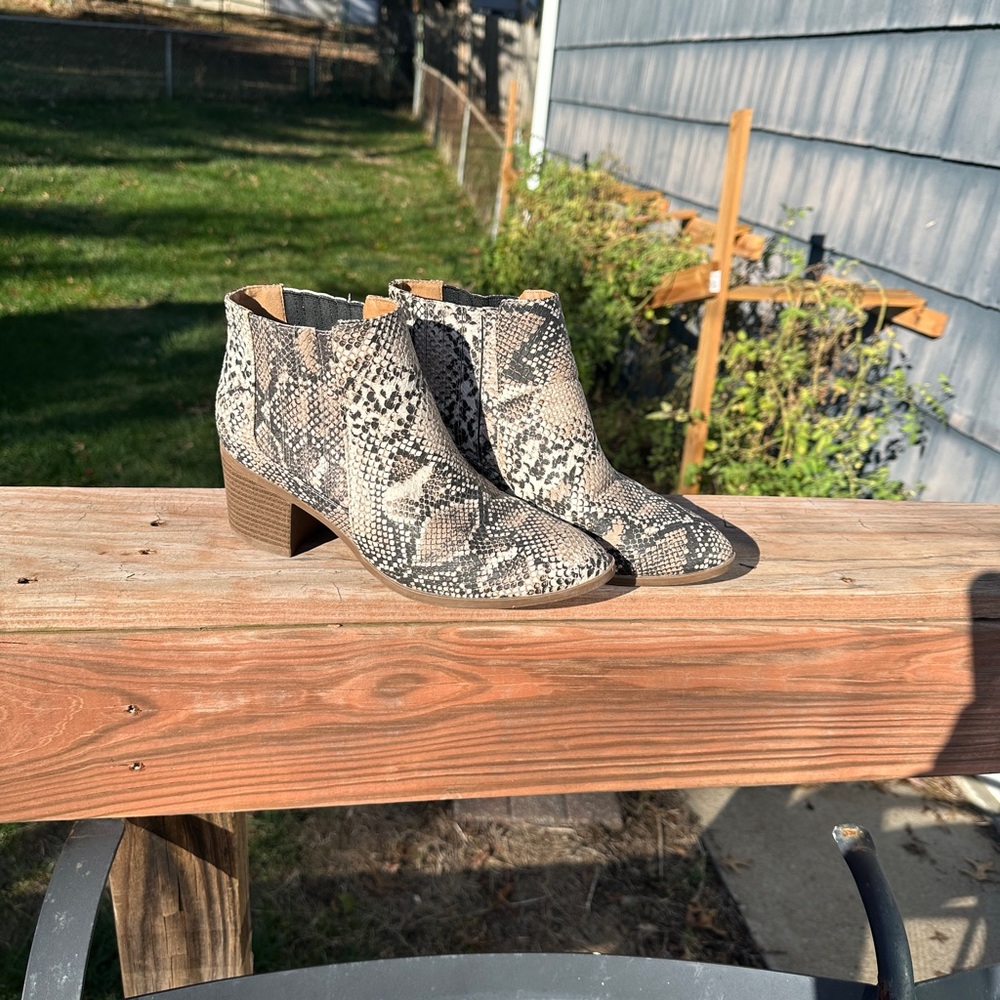 Maurices Gray Snakeskin Ankle Booties